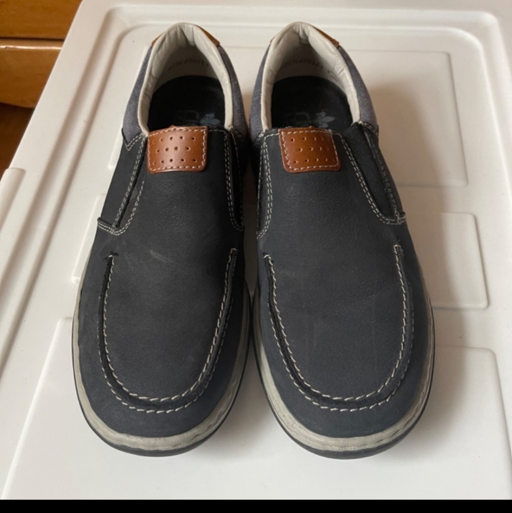 Navy Leather Rieker Slip Ons NWOT